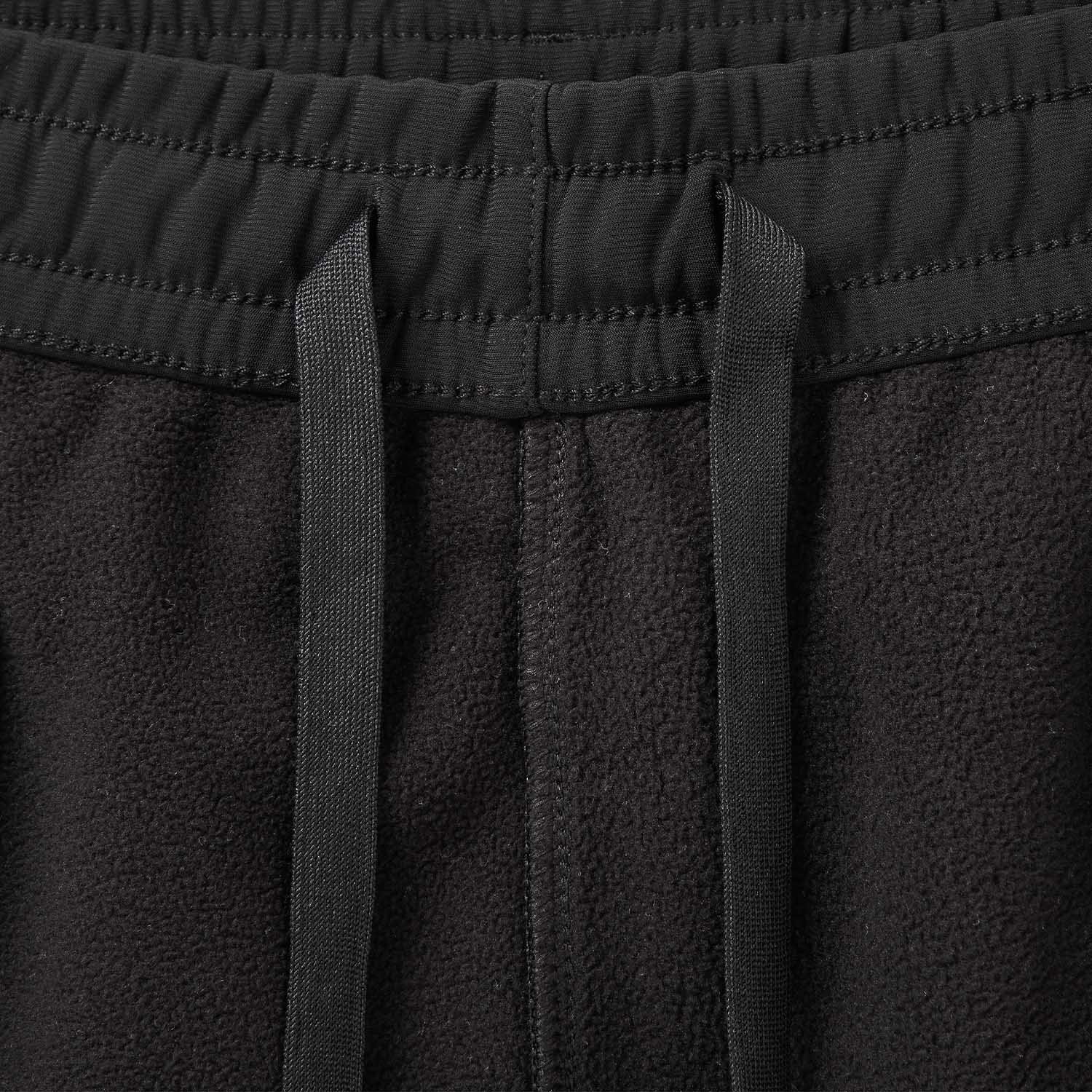 AKYW246-1 Брюки джоггеры Essentials черный