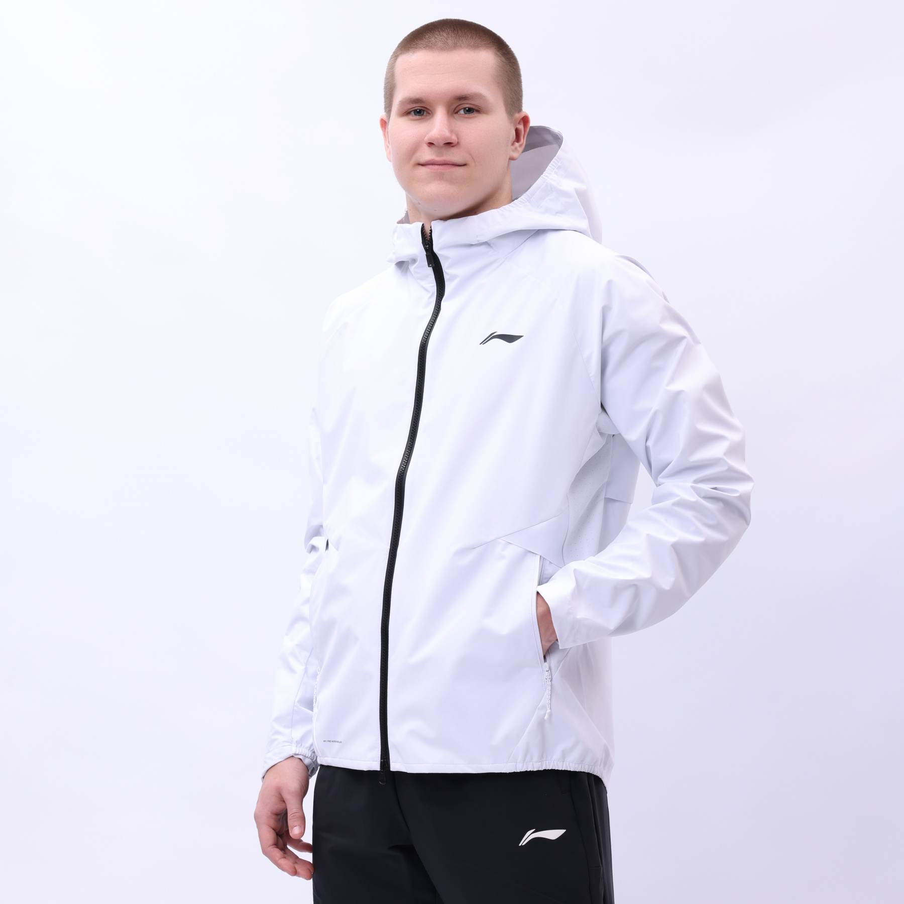 AFDV043-4 Ветровка Jogging белый