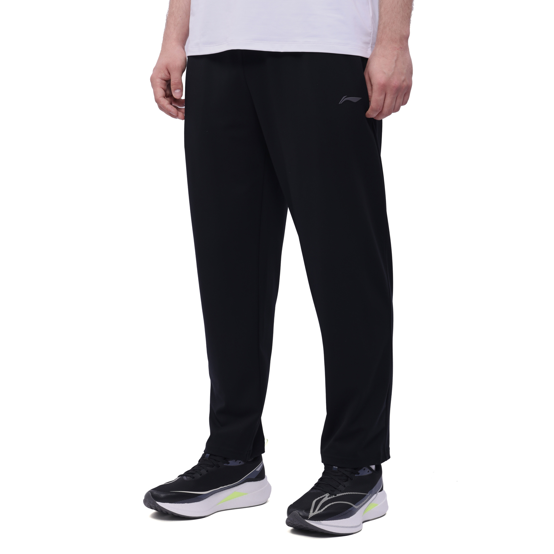 AKYW105-1 Брюки спортивные Essentials черный