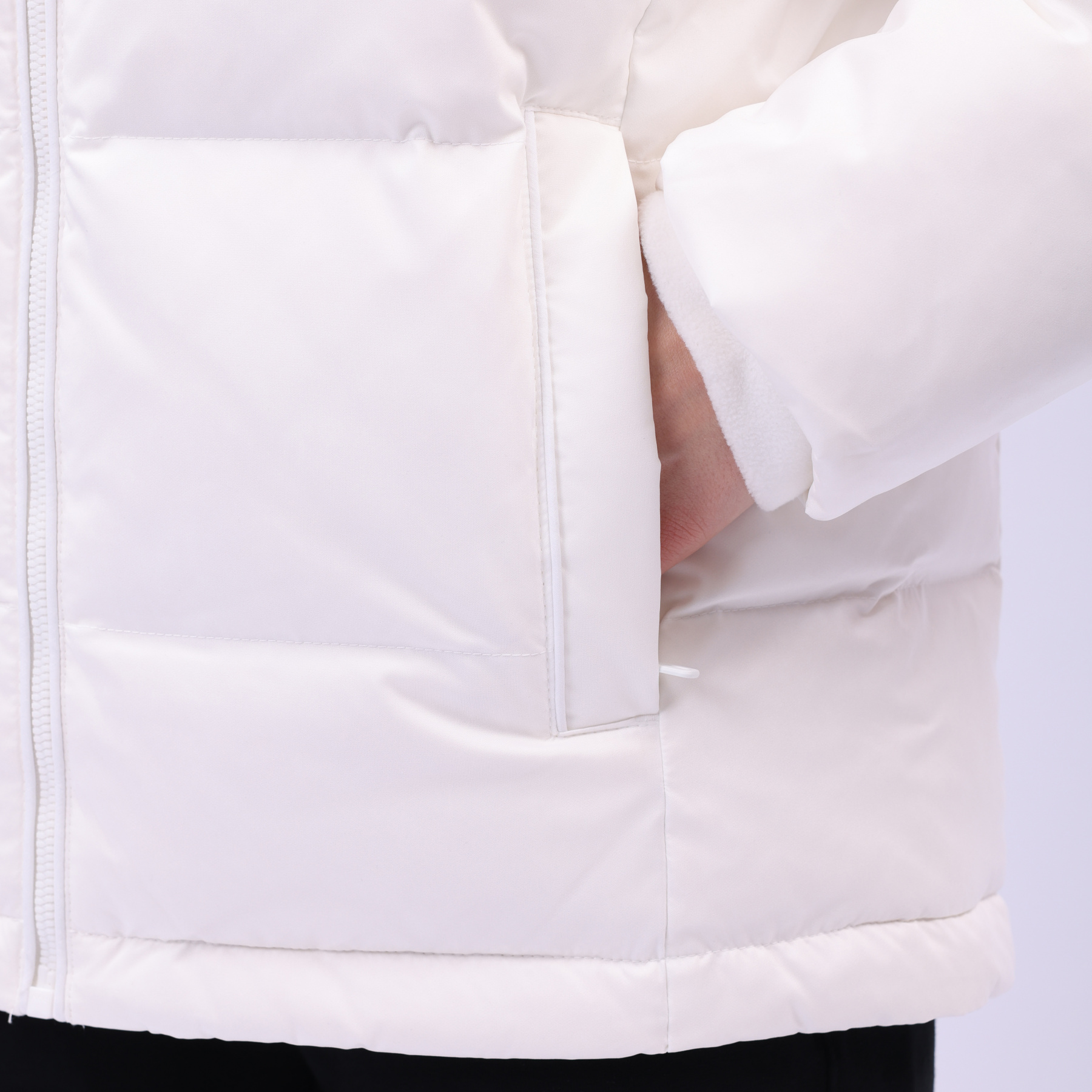 AYMU108-1 Пуховик Essentials белый