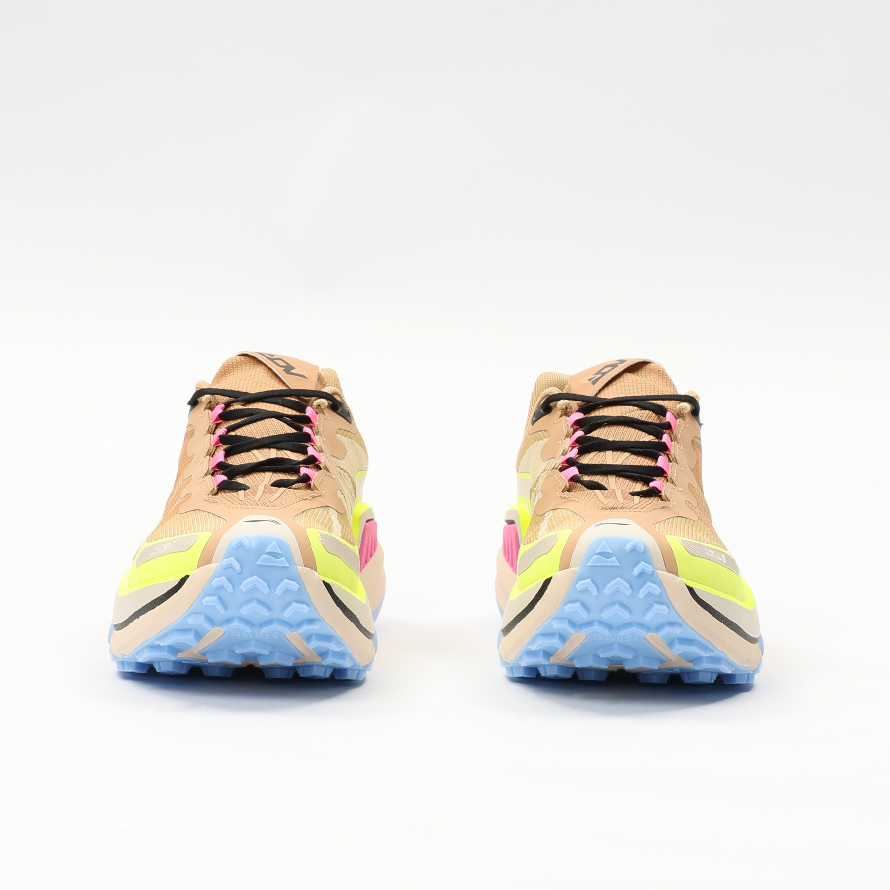 ARNV012-6 Кроссовки беговые Dilu 2 CTRL коричневый