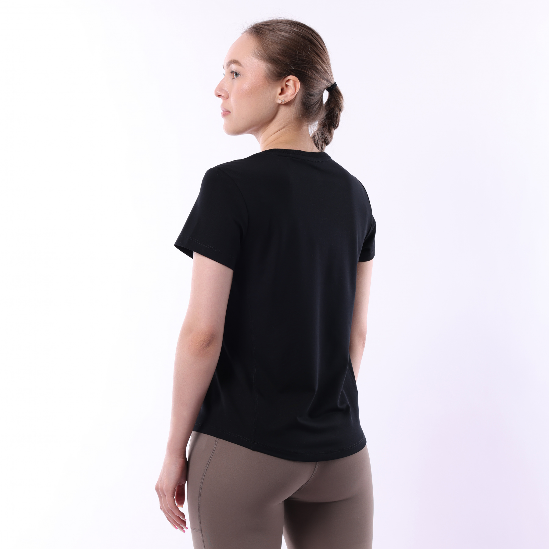 ATSV410-1 Футболка Essentials черный