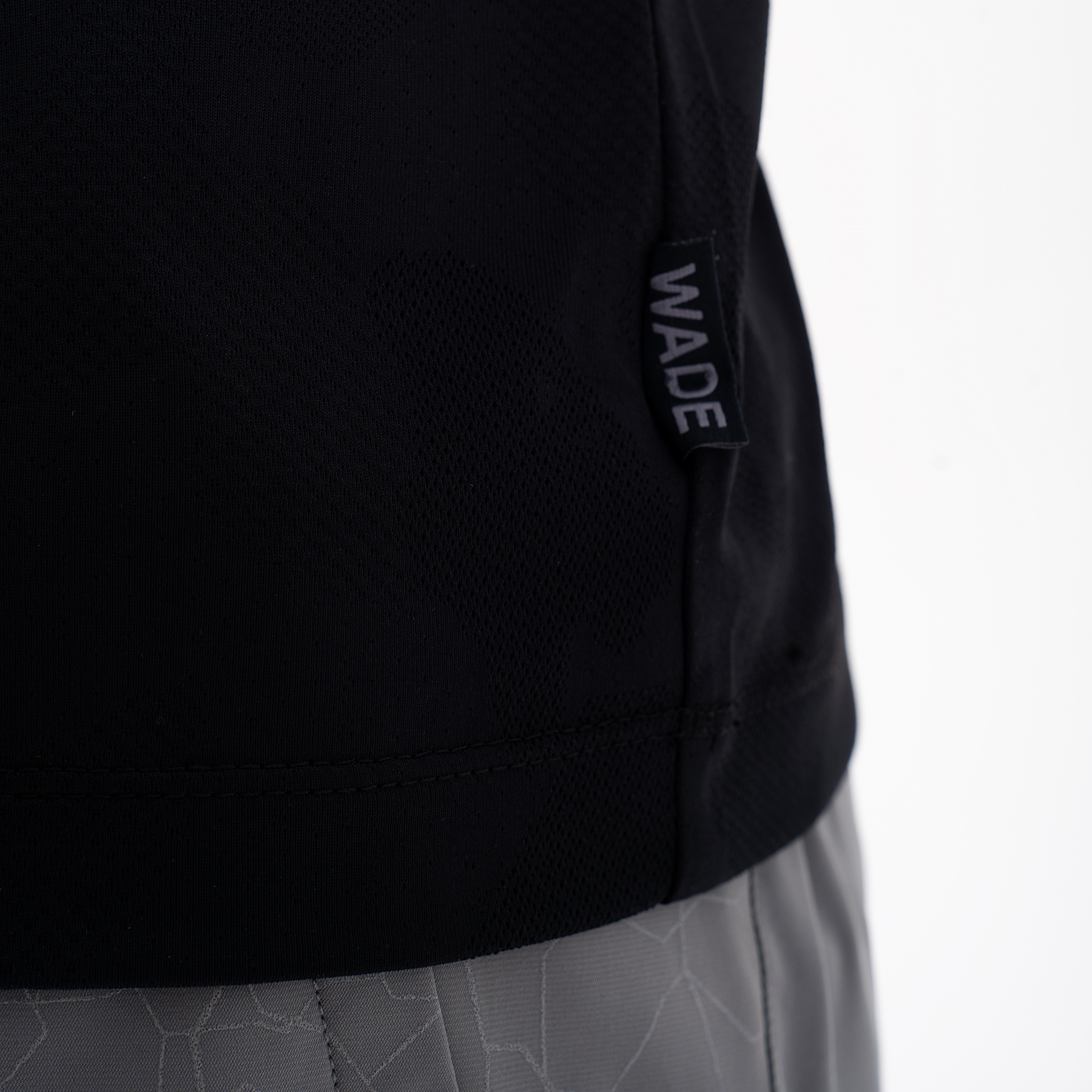 ATSU351-6 Футболка Wade черная