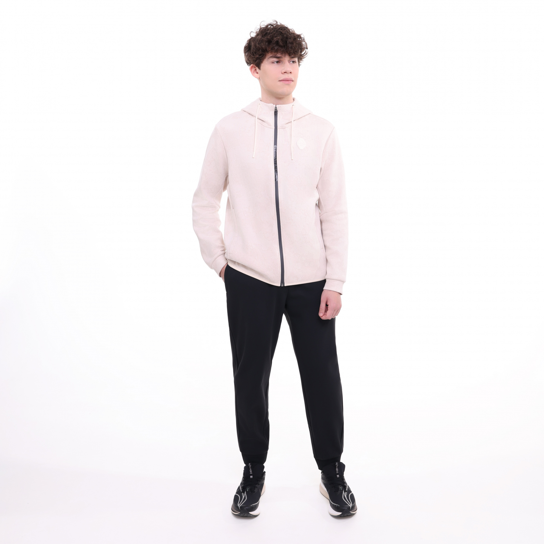 AKLU557-1 Брюки спортивные Essentials черный