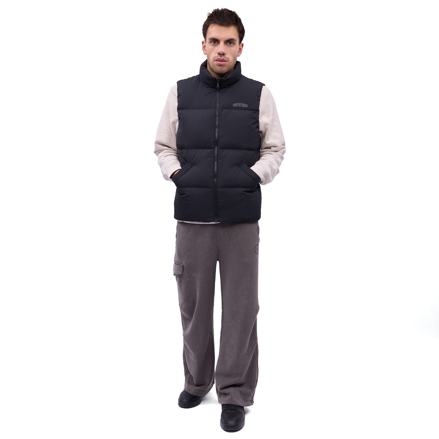 AMRV079-1 Жилет пуховый Wade Lifestyle черный