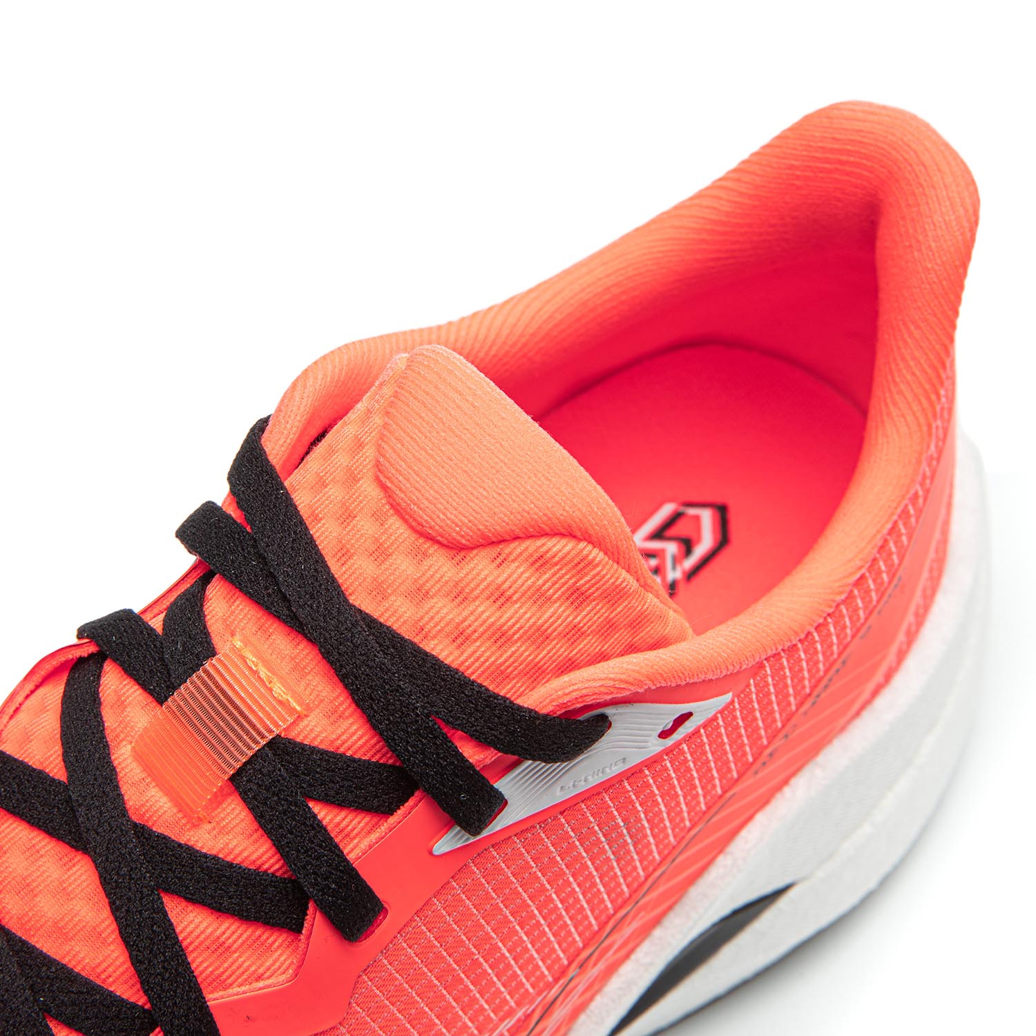 ARPW001-47 Кроссовки беговые Red Hare 9 Pro мульти
