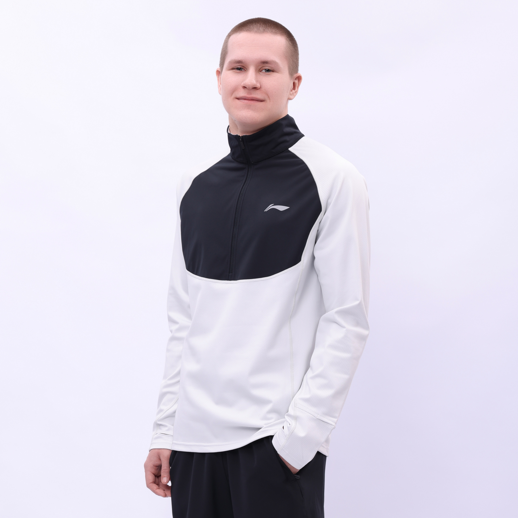 ATLV063-1 Лонгслив Jogging зелёный
