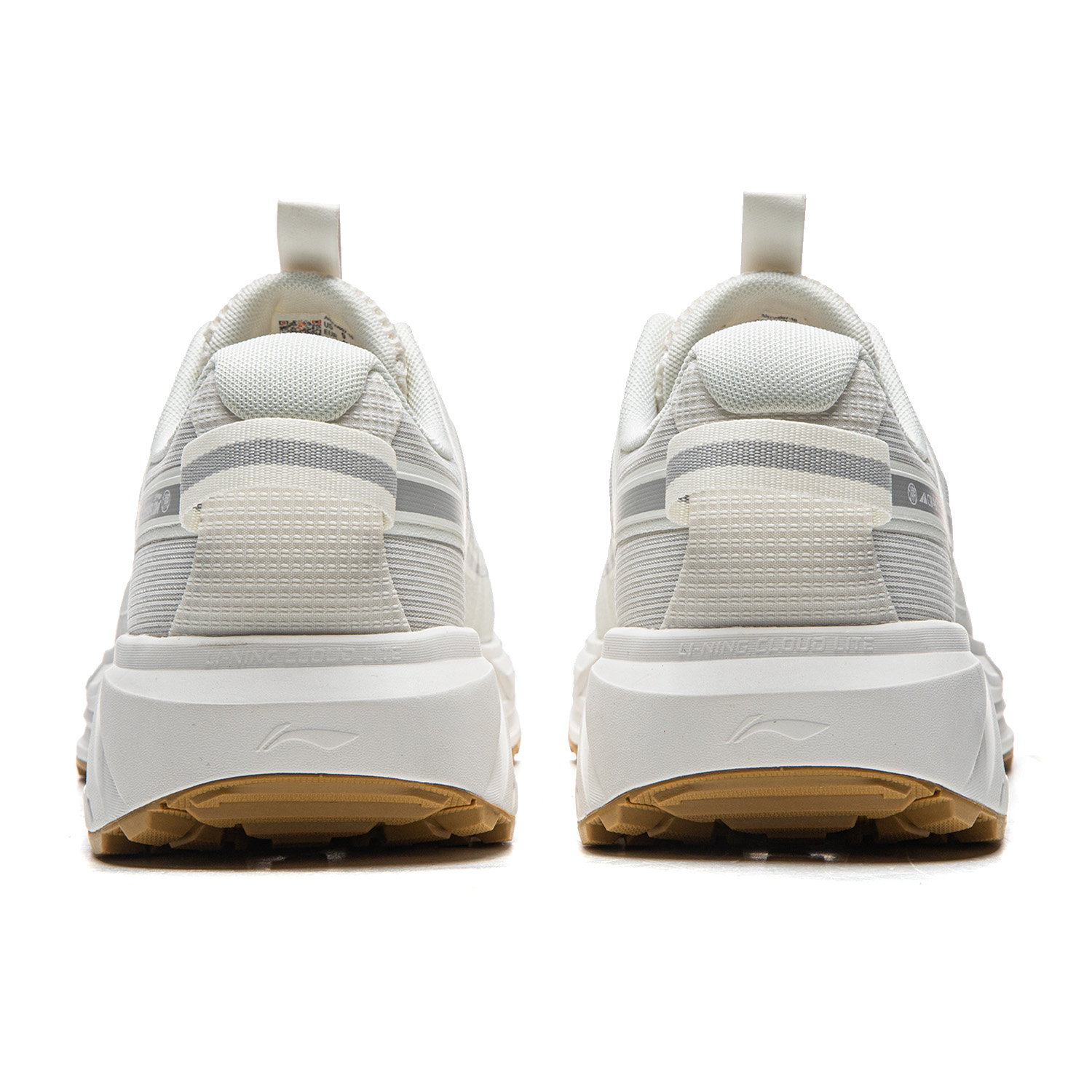 AHTW007-10 Кроссовки Outdoor AXJ Stride 2 белый