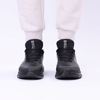 ARSV043-7 Кроссовки LN Flow черные
